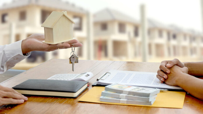 Seller Profits Fall for First Time in 2 Years